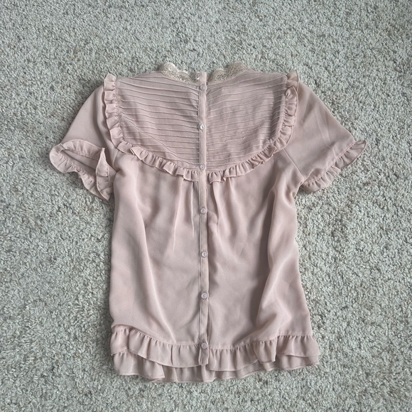 Vintage pink lacy top with buttons down the back - Picture 4 of 4